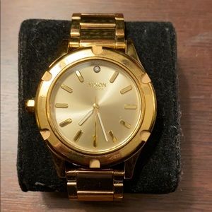 Nixon “The Camden” all Gold High Maintenance Watch